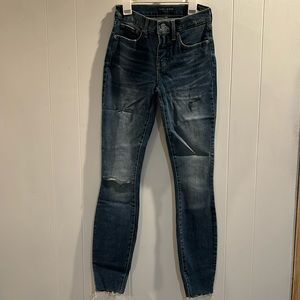 NEW Lucky Brand Skinny mid Rise 0/ 25 LONG